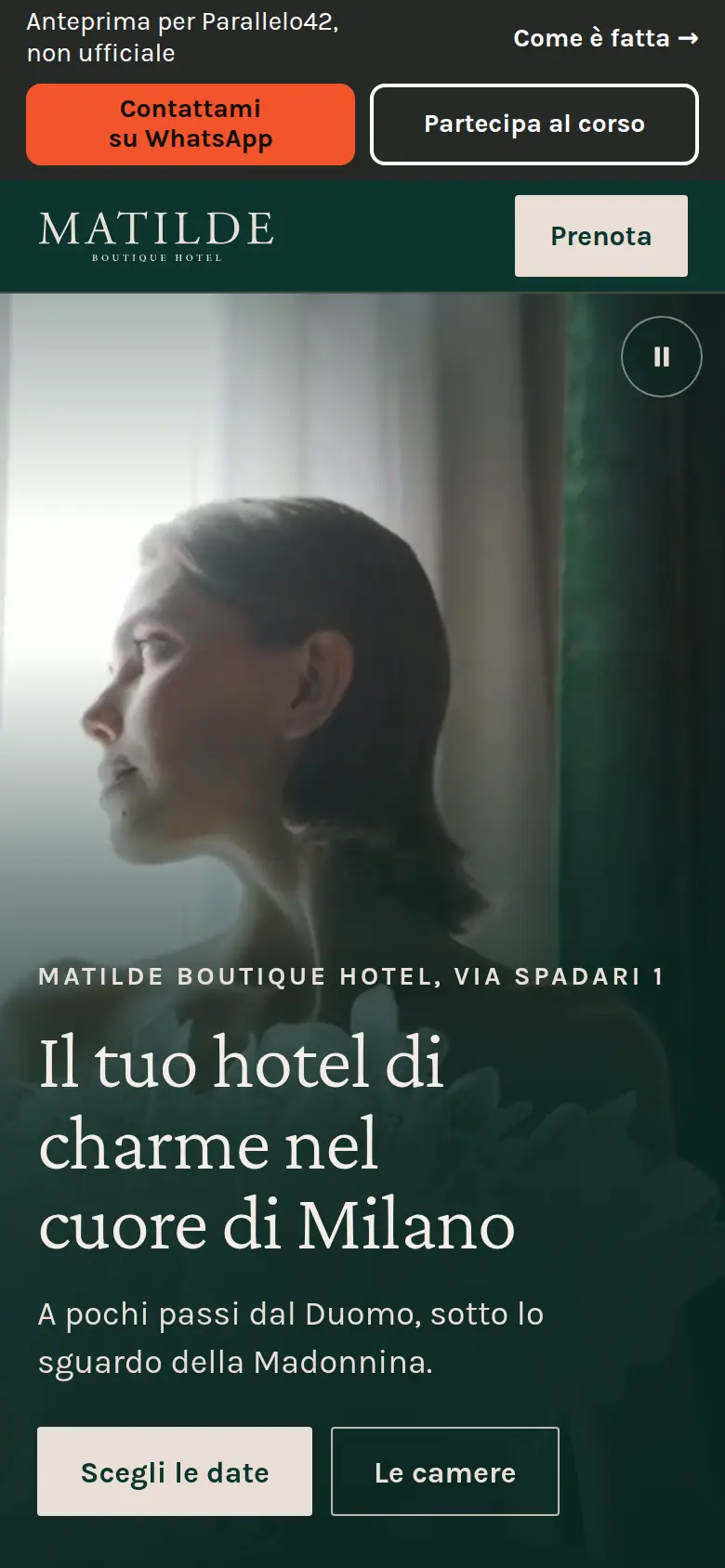 La home rifatta, dal telefono: la sposa alla finestra della suite, la tenda verde, e «Il tuo hotel di charme nel cuore di Milano»