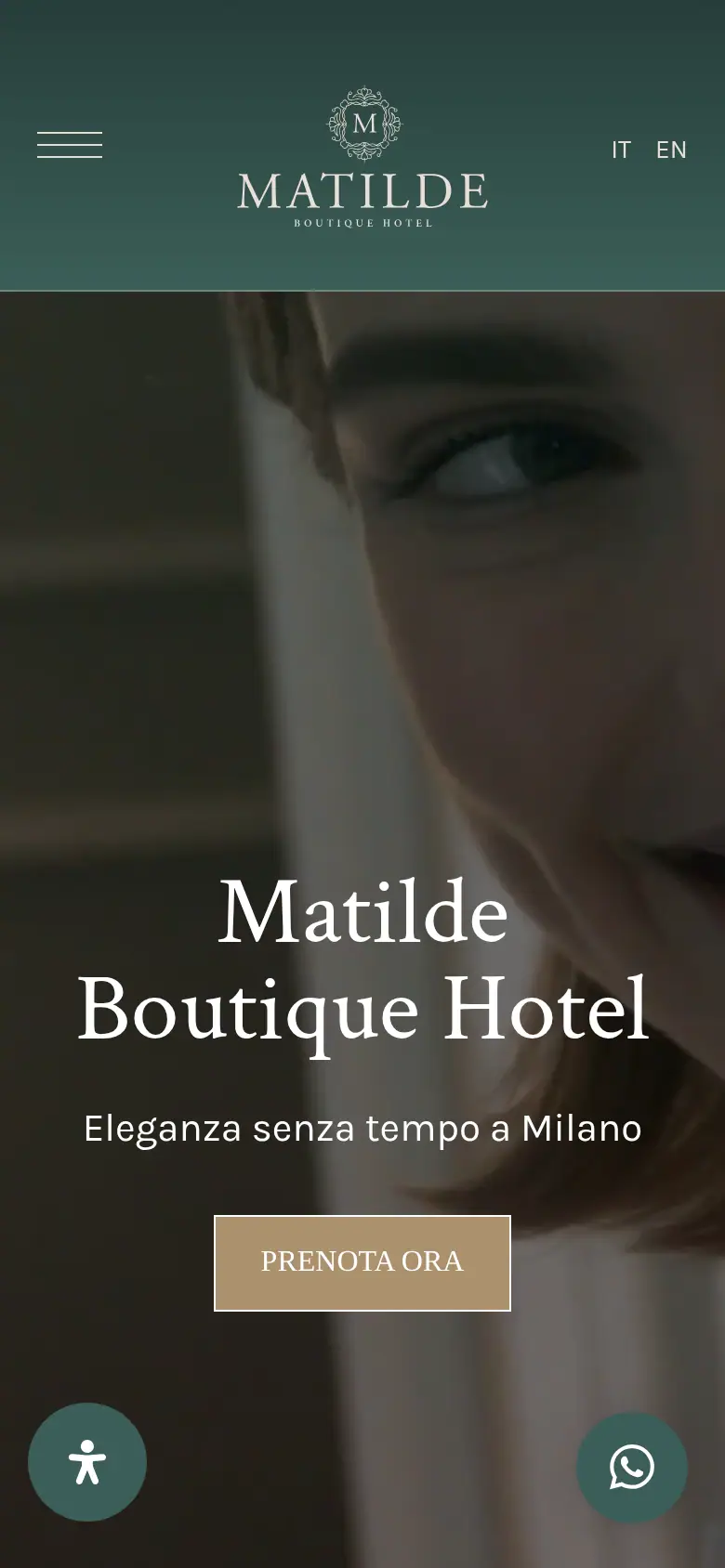 La home di matildeboutiquehotel.com oggi, dal telefono, col banner dei cookie nascosto: il video col volto della sposa da vicino, il nome dell'hotel e «Eleganza senza tempo a Milano»